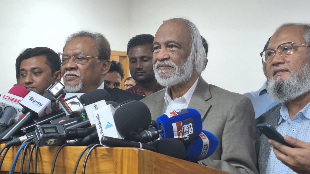 ১৫ বছরের কর্মকর্তারা ১৫ মাসে পরিবর্তন হবে না: মঈন খান